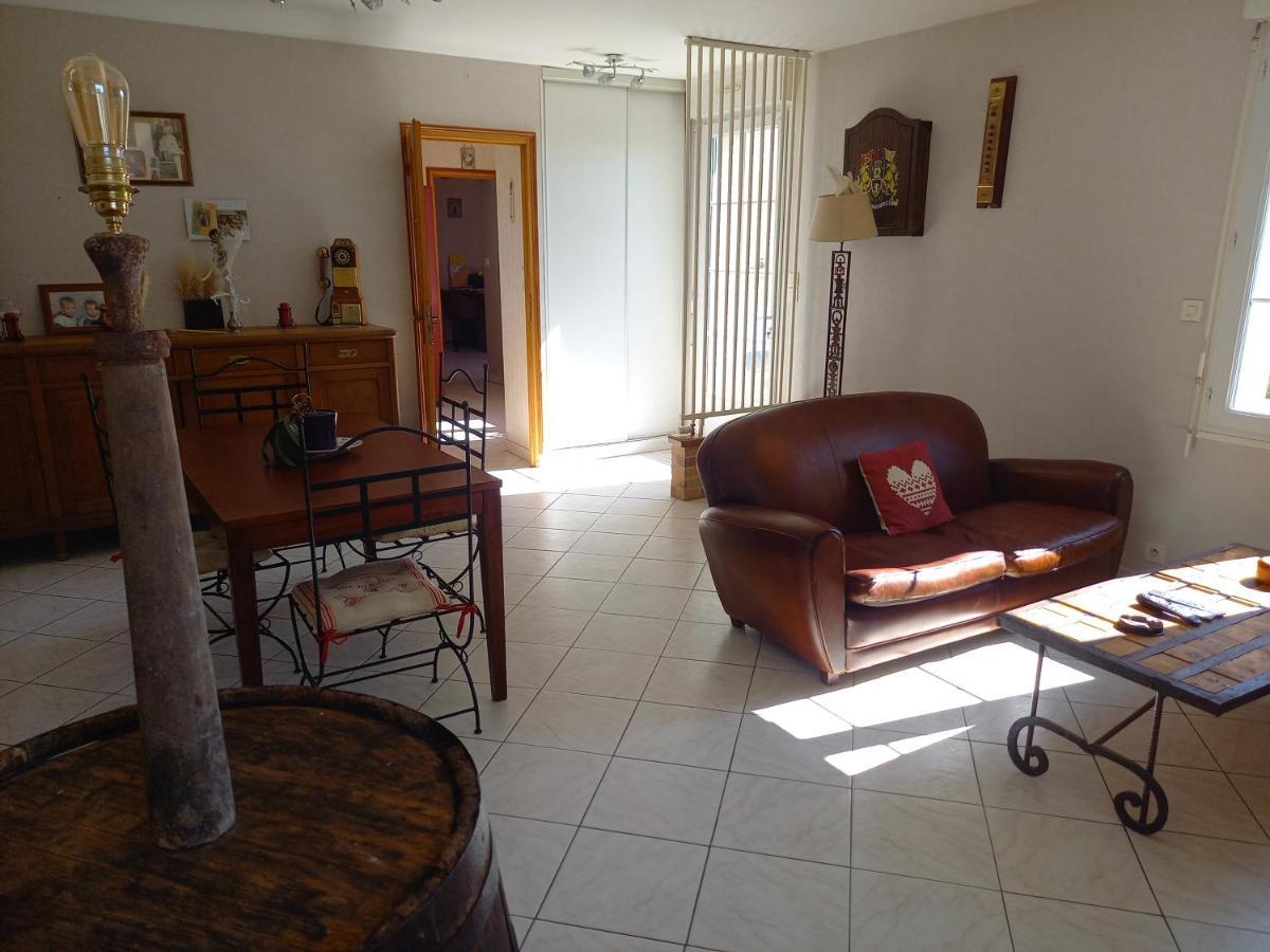 Chambre D'Hote Troo Luaran gambar